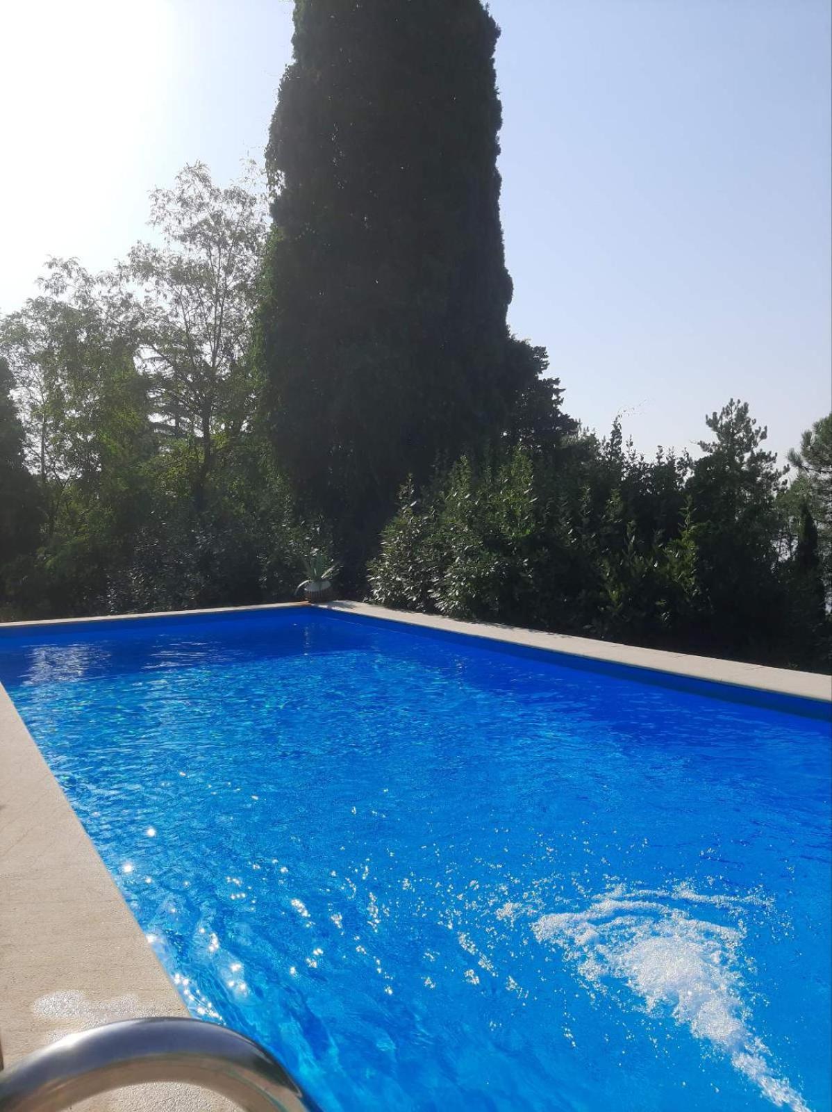 איקה Apartmani Kadmen מראה חיצוני תמונה